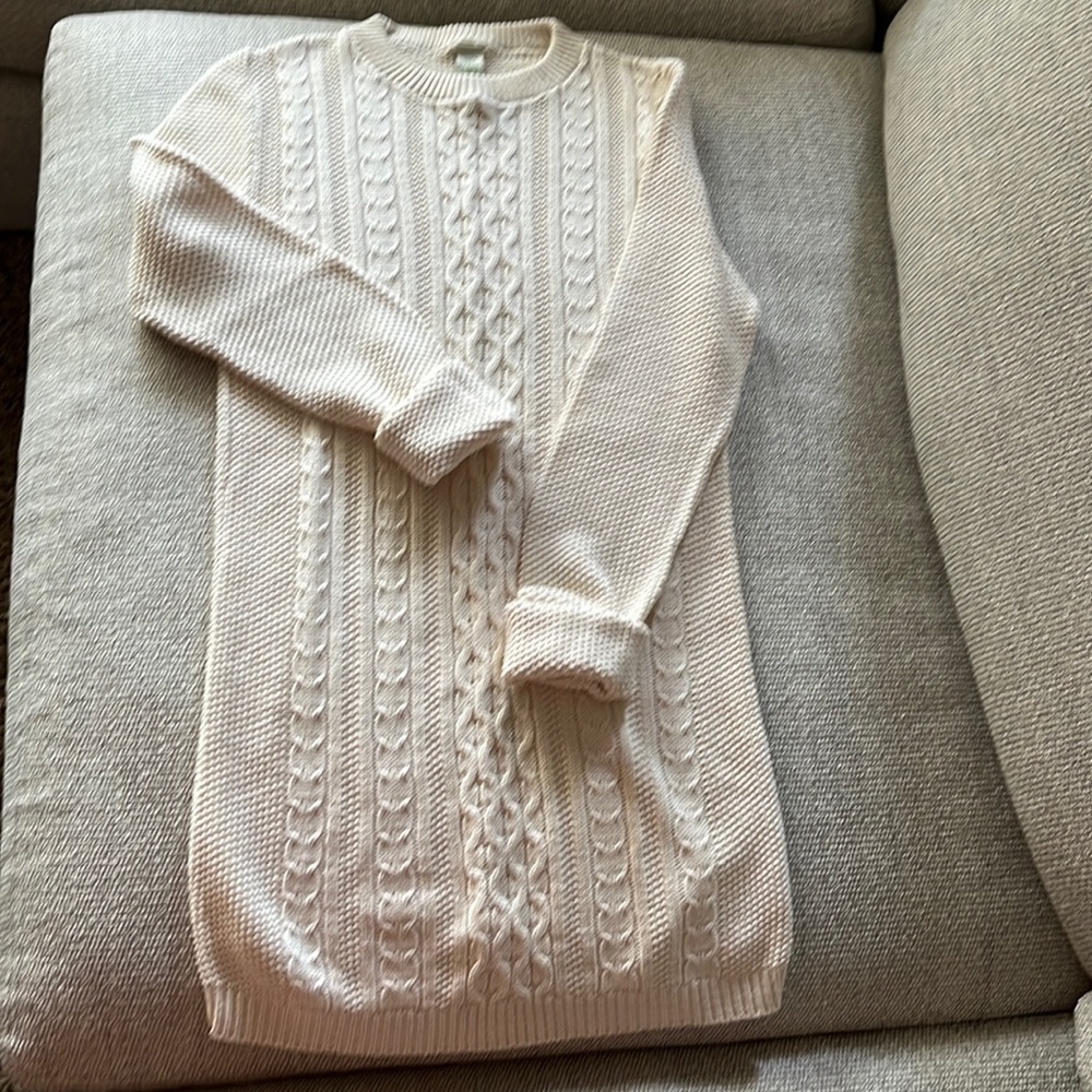 Made in USA Green Three Sweater Dress